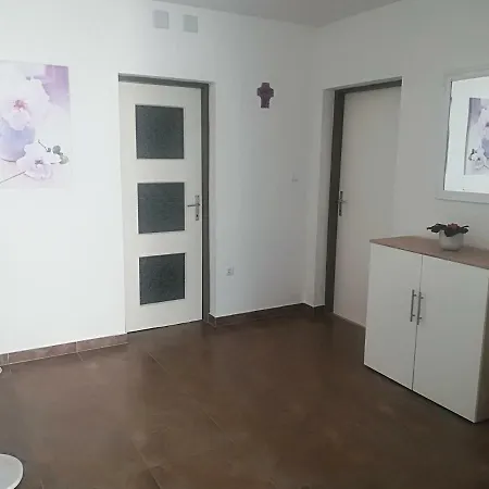Franc Apartment